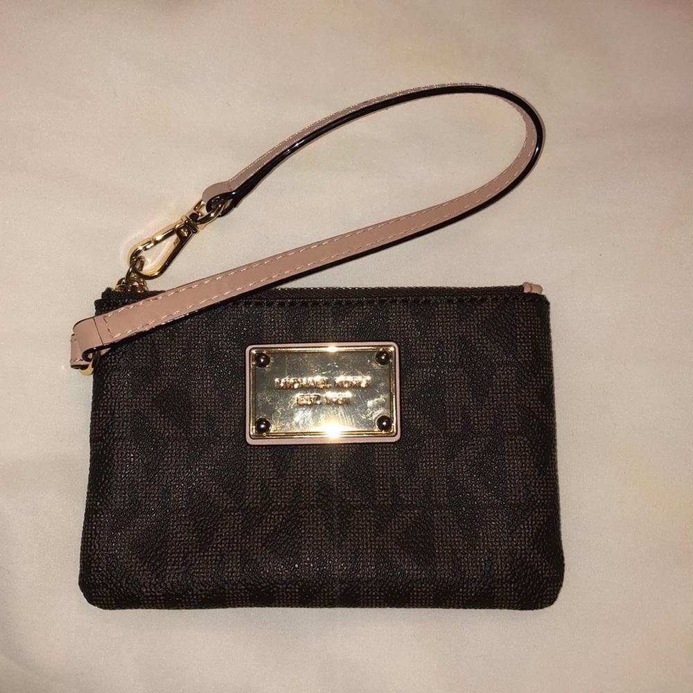 Michael Kors wristlet